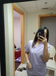 Lisa - masseuse in Muscat Photo 6 of 8