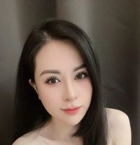 Lisa - escort in Singapore