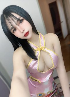 Lisa - puta in Taipei Photo 3 of 5