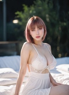 Lisa (ikebukuro) - masseuse in Tokyo Photo 2 of 5