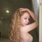 Lisa - Transsexual escort in Riyadh Photo 3 of 4