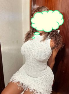 LISA - escort in Gurgaon Photo 3 of 7