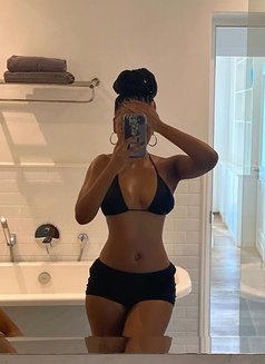 Lisa - escort in Ko Samui Photo 6 of 9