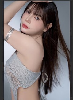 Lisa - escort in Doha Photo 7 of 7