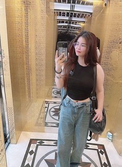 Lisa - escort in Hanoi Photo 5 of 9