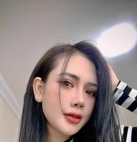 Lisa - escort in Singapore