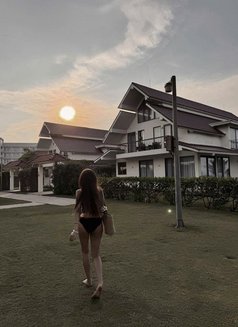 Lisa Best Nuru Massage - puta in Da Nang Photo 5 of 7