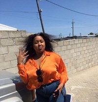 Lisa24/7 - puta in Cape Town