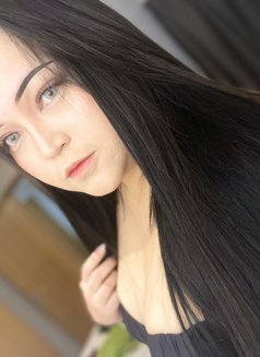 Lisaa Sex massage - masseuse in Muscat Photo 11 of 11