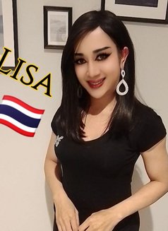 Lisala - masseuse in Muscat Photo 3 of 4