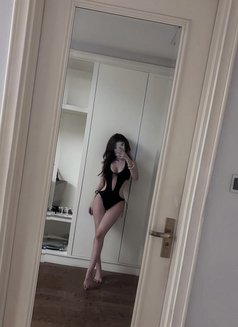 Lisam - puta in Bangkok Photo 3 of 8