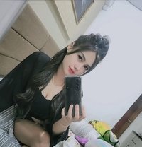 Lissa - escort in Surabaya