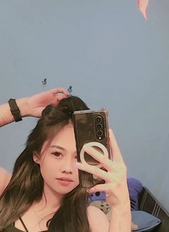 Lissa - escort in Surabaya Photo 6 of 7