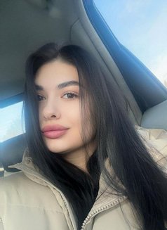 Lissa Medina - escort in Madinah Photo 1 of 4