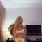 Lissa - escort in Jeddah Photo 3 of 5