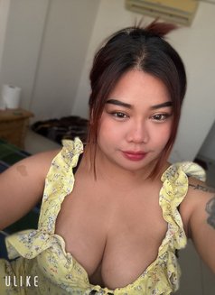 Lissa - escort in Şalālah Photo 3 of 4