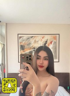 Lita - escort in Riyadh Photo 15 of 19