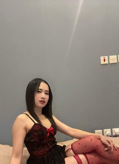 Lita from Thailand - puta in Riyadh Photo 2 of 9