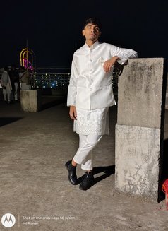 Little Bigbull - Male escort in Kolkata Photo 4 of 4