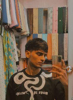 Little Bigbull - Male escort in Kolkata Photo 10 of 11