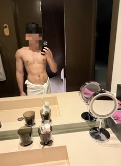 Little Elephant - Acompañantes masculino in Bangkok Photo 2 of 3