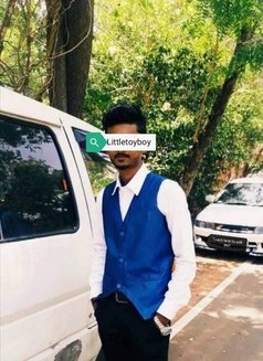 Littletoyboy - Male escort in Colombo Photo 2 of 2