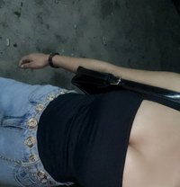 Liv - escort in Guwahati