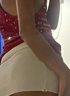 Liv - escort in Guwahati Photo 3 of 4