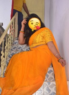Live Cam and Meet Independent Work - escort in New Delhi Photo 2 of 7