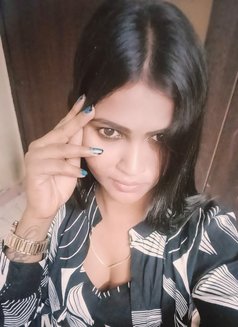 Reema Live cam & meet available - escort in Chennai Photo 3 of 4