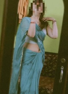 ❣️ LIVE CAM SHOW❣️ MEET ❣️ - puta in Hyderabad Photo 1 of 5