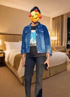 Live cam show, outcall, incall - escort in Pune Photo 3 of 7