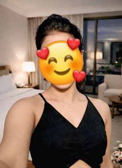 Live cam show, outcall, incall - escort in Pune Photo 7 of 7