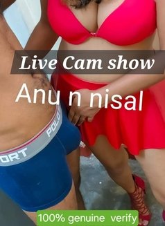 live Couple cam show - escort in Colombo Photo 3 of 8