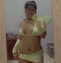 Live in kound - escort in Muscat