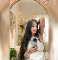 Live vc nd real fun with florina🩷 - Transsexual escort in Kolkata