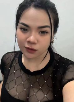 Livia - escort in Jakarta Photo 1 of 3