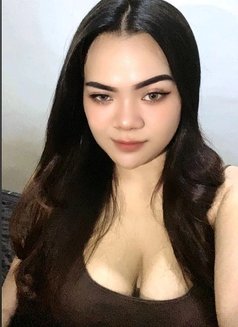 Livia independent women - puta in Jakarta Photo 5 of 5