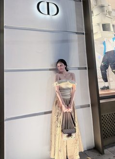 Livia - escort in Chennai Photo 2 of 5