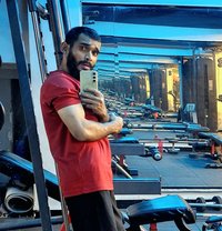 Livinglone - Male escort in Kolkata