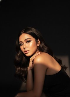 Liway - puta in Manila Photo 4 of 7