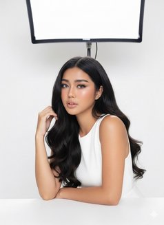 Liway - puta in Manila Photo 7 of 7