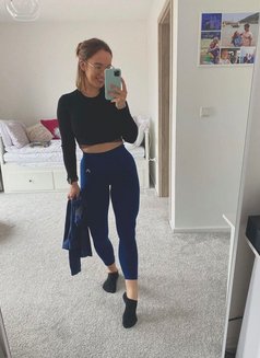 Liya - escort in Pattaya Photo 1 of 2