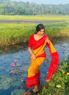 Liya.Mallu goddess is back - Transsexual escort in Dubai Photo 3 of 7