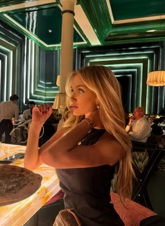 Liya - escort in Bangkok Photo 4 of 8