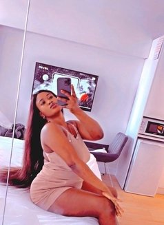 Liyah - escort in Abu Dhabi Photo 11 of 14