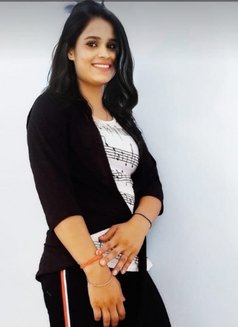 Liza - escort in Jaipur Photo 1 of 2