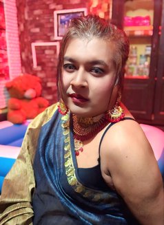 Liza - Male escort in Kolkata Photo 7 of 7