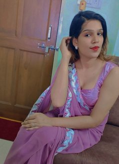Liza - Transsexual escort in Hyderabad Photo 1 of 1