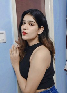 Liza - Transsexual escort in Hyderabad Photo 3 of 4